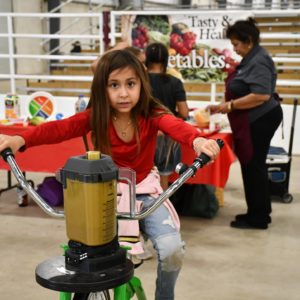 Third-grader powers smoothie-making bike at 2019 Kids Kows and More expo in San Antonio
