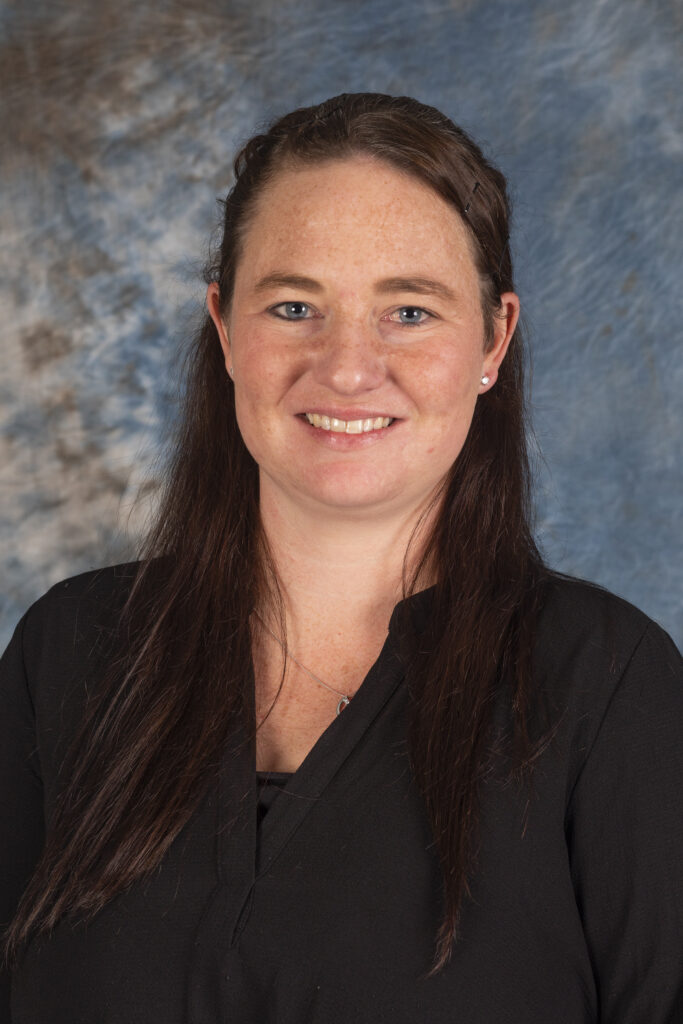 a smiling woman in black, Keara O'Reilly